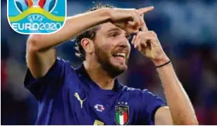  ??  ?? Manuel Locatelli, auteur de deux buts, et l’Italie viseront leur 30e match sans défaite