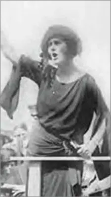  ??  ?? Countess Constance Markievicz addressing a meeting in in 1919.