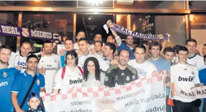  ??  ?? Navijači Real Madrida i u subotu će bodriti svoje ljubimce i u Milanu, ali u većem broju u Zagrebu