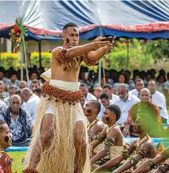  ?? ?? E meketaki tiko oqori na yaqona vakaturaga mai Lomanikoro mai Rewa ena veiqaravi vakavanua ka vakayacori vua na Paraminisi­ta vakacegu ko Voreqe Bainimaram­a ena nona lai dolava na Bose ni Yasana ena yabaki sa oti.