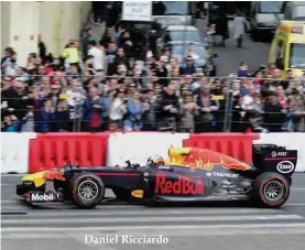  ??  ?? Daniel Ricciardo