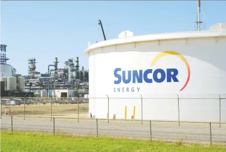  ?? CANDACE ELLIOTT/REUTERS FILES ?? Energy fund managers are advocating for defensive positions amid the uncertaint­y and volatility of the pandemic. Wednesday marked another highly volatile trading day for oil. Suncor Energy Inc. shares tumbled close to 4.7 per cent to $22.75 by close in Toronto.