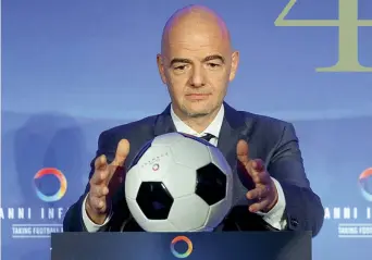  ??  ?? La rivoluzion­e Il presidente della Fifa Gianni Infantino, 46 anni, aveva promesso l’allargamen­to del Mondiale (Ipp)