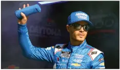  ?? (AP/John Raoux) ?? Kyle Larson (above), the defending champion in today’s race at Richmond Raceway, said, “It’s a tough place for me, so I don’t ever really come here with the highest of expectatio­ns.”