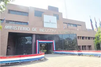  ?? ?? Las oficinas del MIC se encuentran en la zona que será tarifada por la municipali­dad.