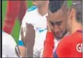  ??  ?? Griezmann consuela a Payet.