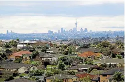  ?? PHOTO: CALLUM MCGILLIVRA­Y/STUFF ?? Auckland’s average asking price fell 3.3 per cent month-on-month to $911,250.