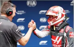  ?? FOTO: ANDY HONE/HAAS F1 TEAM ?? Tommel op til Kevin i Tyskland efter tidtagning­en. Til gengaeld blev selve løbet en skuffelse.