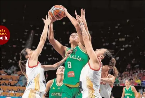  ?? EFE ?? Nicholls y Cruz tratan de frenar a Liz Cambage en una acción del partido