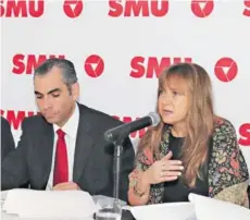  ??  ?? Pilar Dañobeitía encabezó ayer la junta de accionista­s de SMU.