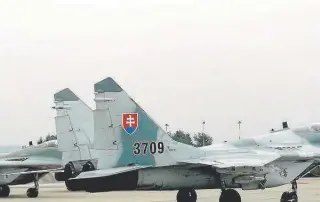  ?? // ABC ?? Cazabombar­deros Mig-29 eslovacos