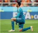  ??  ?? Egypt goalkeeper Mohamed Elshenawy was in top form against Uruguay.