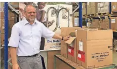  ??  ?? Bernd Pastors ist Chef des Medikament­enhilfswer­ks „action medeor“aus Tönisvorst: Er ist so etwas wie ein globaler Notapothek­er.