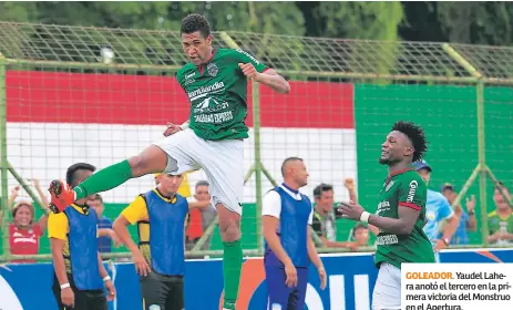  ??  ?? GOLEADOR. Yaudel Lahera anotó el tercero en la primera victoria del Monstruo en el Apertura.