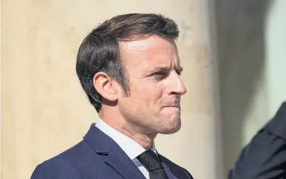  ?? ?? Präsident Emmanuel Macron muss nach der ersten Runde der Parlaments­wahl in Frankreich um die absolute Mehrheit seines Bündnisses Ensemble fürchten.