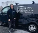  ?? BILD: JONATAN EKSTRÖM ?? Jonatan Ekström är tacksam att mannen med hunden tipsade honom om var stöldgodse­t kunde ha gömts.