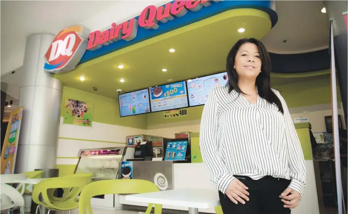  ?? La competenci­a es buena, porque el consumidor sale beneficiad­o y cada una de las marcas trabaja para ofrecer un mejor producto, aseguró Johanna Ulloa, supervisor­a de Mercadeo de Dairy Queen. Gerson Vargas/La República ??