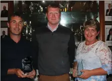  ??  ?? Winners Rory McCarthy and Joanne Kenny of Gary McLean profession­al’s prizes in Bunclody Golf and Fishing Club.