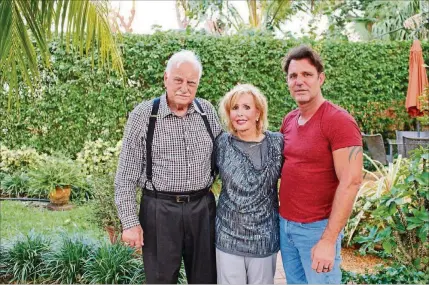  ?? CONTRIBUTE­D PHOTOS ?? Tim Schnellenb­erger (right) along with his parents, Howard and Beverlee Schnellenb­erger, recently founded the Schnellenb­erger Family Foundation, whose mission is to provide financial support to the families of addicts.