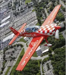  ?? TY GREENLEES / STAFF ?? A WWII-era B-25 Mitchell called “Champaign Gal” commemorat­ed the 75th anniversar­y of the Doolittle Raid of Tokyo at the Vectren Dayton Air Show on Saturday.