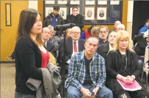  ?? Ben Lambert / Hearst Connecticu­t Media / ?? Danielle Morfi speaks at a Board of Selectmen meeting Thursday in North Haven.