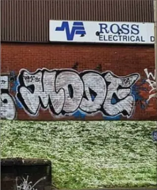  ??  ?? One of Grant’s works of art close to Glasgow Central Station (@raisedalar­m/ Instagram)