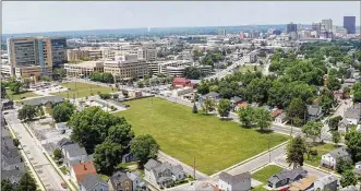  ?? TY GREENLEES / STAFF ?? The former Patterson-Kennedy school site has been purchased at auction. The new owner plans to redevelop the 3.3-acre property.