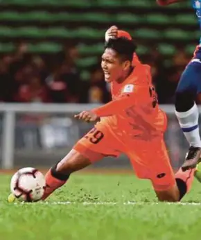  ??  ?? Chan Vathanaka scored his first Super League goal for PKNS against Selangor on Feb 16.