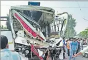  ??  ?? The damaged bus at the accident spot on Yamunanaga­rBilaspur road on Saturday. HT PHOTO