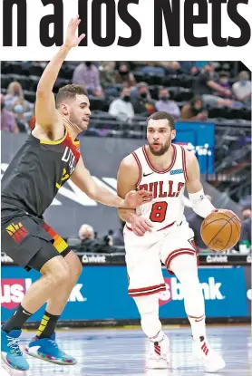  ?? / FOTO: AFP ?? Zach Lavine fue el encargado de liderar la victoria con 25 puntos con el apoyo de Nikola Vucevic para el triunfo de los Bulls.