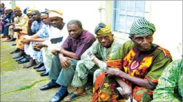  ??  ?? Some Nigerian pensioners