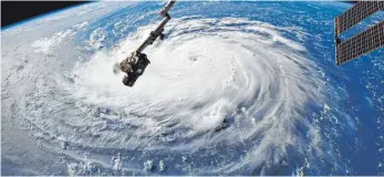 ?? FOTO: RICKY ARNOLD/NASA/AFP ?? Bedrohlich: Diese Aufnahme der Nasa von der Raumstatio­n ISS zeigt Hurrikan „Florence“.