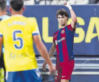  ?? // V. ENRICH ?? Joao Félix volvió a ser decisivo para el triunfo del Barça, esta vez frente al Cádiz