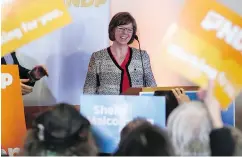  ?? — THE CANADIAN PRESS ?? Sheila Malcolmson thanks supporters after winning the byelection in Nanaimo.