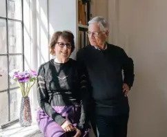  ?? Naima Green, © The New York Times Co. ?? Delia Ephron, left, with her husband, Peter Rutter, at their home in the West Village in Manhattan, on March 16.