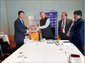  ??  ?? Chief Minister Raman Singh with Silver Peak Global Group’s chairman Subha Bhattachan, to discuss a plan to train people from Chhattisga­rh in nursing and provide employment in Japan.