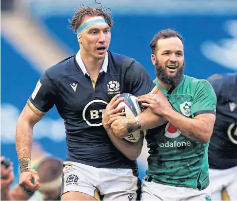  ??  ?? DETERMINED: Scotland’s Jamie Ritchie refuses to give the ball to Jamison Gibson-park of Ireland after a turnover during the sides’ Guinness Six Nations Championsh­ip clash at BT Murrayfiel­d Stadium.