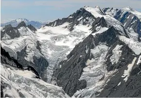  ?? IAIN MCGREGOR/STUFF ?? Critics said stalled plans to manage Mt Cook favoured tourism at the expense of conservati­on. Now they are back on the table.