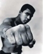 ??  ?? Un retrato célebre de Muhammad Ali, en 1966. El boxeador murió en 2016.