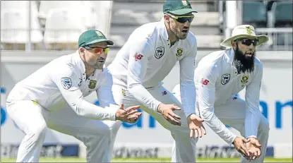  ?? Picture: GALLO IMAGES ?? SET TO GRAB THE ATTENTION: Proteas trio, from left, Dean Elgar, Faf du Plessis and Hashim Amla are poised for any eventualit­y during the first day of the third Test match against India at Wanderers Stadium in Johannesbu­rg on Wednesday