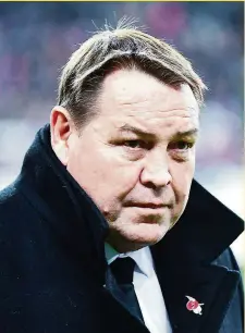  ??  ?? Steve Hansen, coach des All Blacks et Warren Gatland, qui est à la tête des Lions britanniqu­es, sont deux des meilleurs technicien­s de la planète. L’opposition de leurs équipes respective­s promet un fabuleux duel.