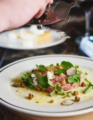  ??  ?? Wagyu Steak Tartare