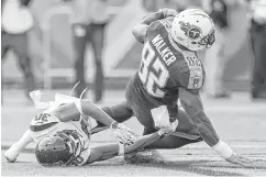  ?? Brett Coomer / Houston Chronicle ?? The Texans had their chances in recent losses to the Titans and Ravens, but were on the wrong end of too many plays, like Kevin Johnson, left, getting beat by Tennessee receiver Delanie Walker for a touchdown.