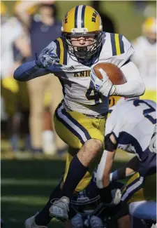  ?? PAuL cONNORS / bOStON HeRALd ?? ROOM TO RUN: BB&N’s Bo MacCormack carries the ball downfield during Saturday’s 35-6 win over Nobles.