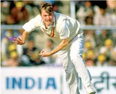  ??  ?? Spin it to win it: Phil Tufnell was at the heart of Middlesex’s success in 1993 in tandem with John Emburey