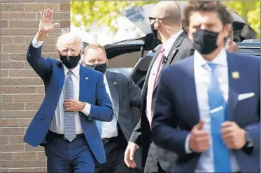  ?? STACEY WESCOTT/CHICAGO TRIBUNE ?? Democratic presidenti­al candidate Joe Biden arrives Thursday at Grace Lutheran Church in Kenosha, Wisconsin.