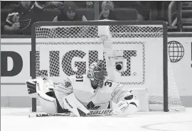  ?? GETTY IMAGES ?? Toronto Maple Leafs goalie Frederik Andersen is keeping in shape by squaring off with housemate and teammate Auston Matthews.