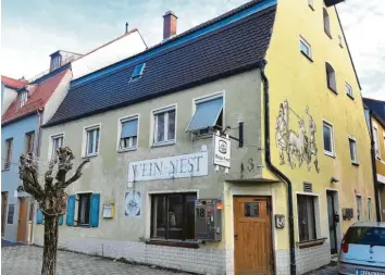  ?? Foto: Ute Krogull ?? Das ehemalige Weinnest in der Friedberge­r Bauernbräu­straße steht seit 2018 leer.