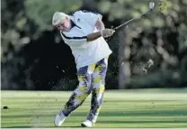  ?? CHRIS O’MEARA/ THE ASSOCIATED PRESS ?? ‘ I’m falling apart,’ says golfer John Daly after his round on Friday.