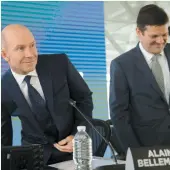  ?? PHOTO D’ARCHIVES, BEN PELOSSE ?? Alain Bellemare, PDG de Bombardier, et Pierre Beaudoin, président du CA, lors de la dernière assemblée annuelle.